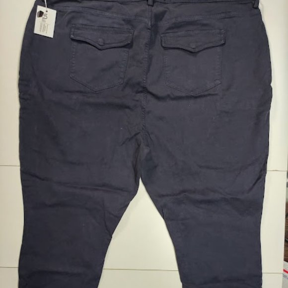 NWT Denim Six Women's Plus Size 28W Navy Utility Pants Zipped Pocket and Sides - Picture 11 of 11